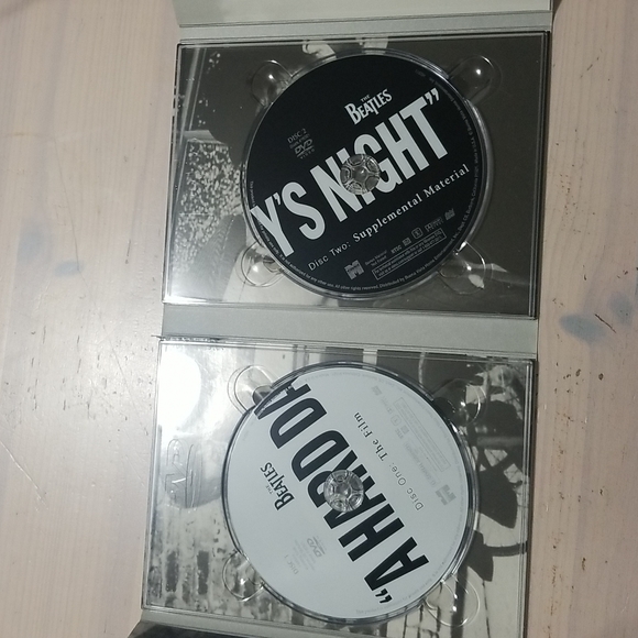 The Beatles A Hard Days Night Deluxe 2-dvds Collector's Series Still - Picture 4 of 7